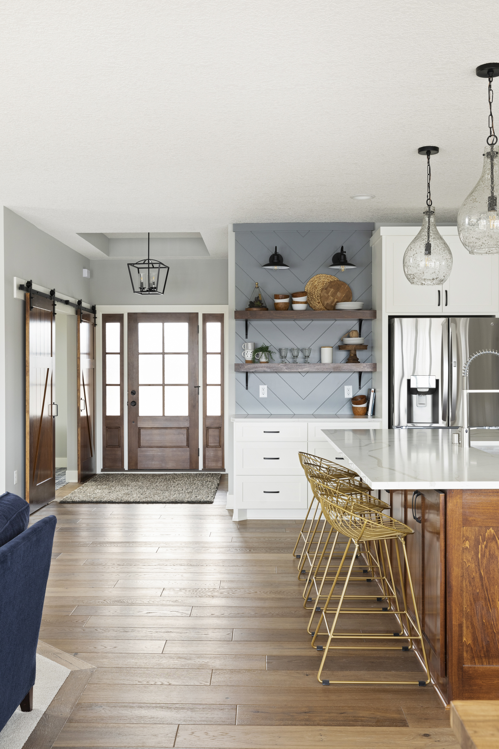 Kitchen, Front Entry