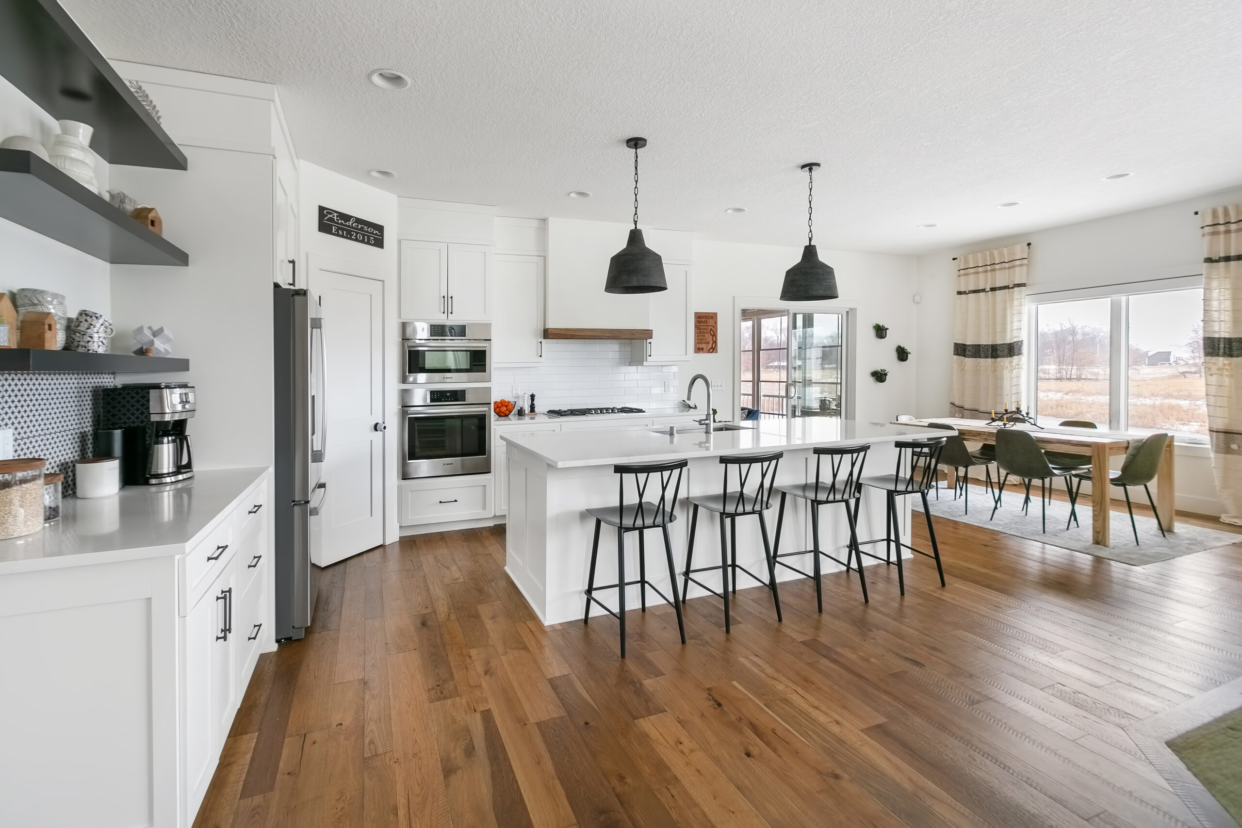 Kitchen, dining Room - 2646 Blaine