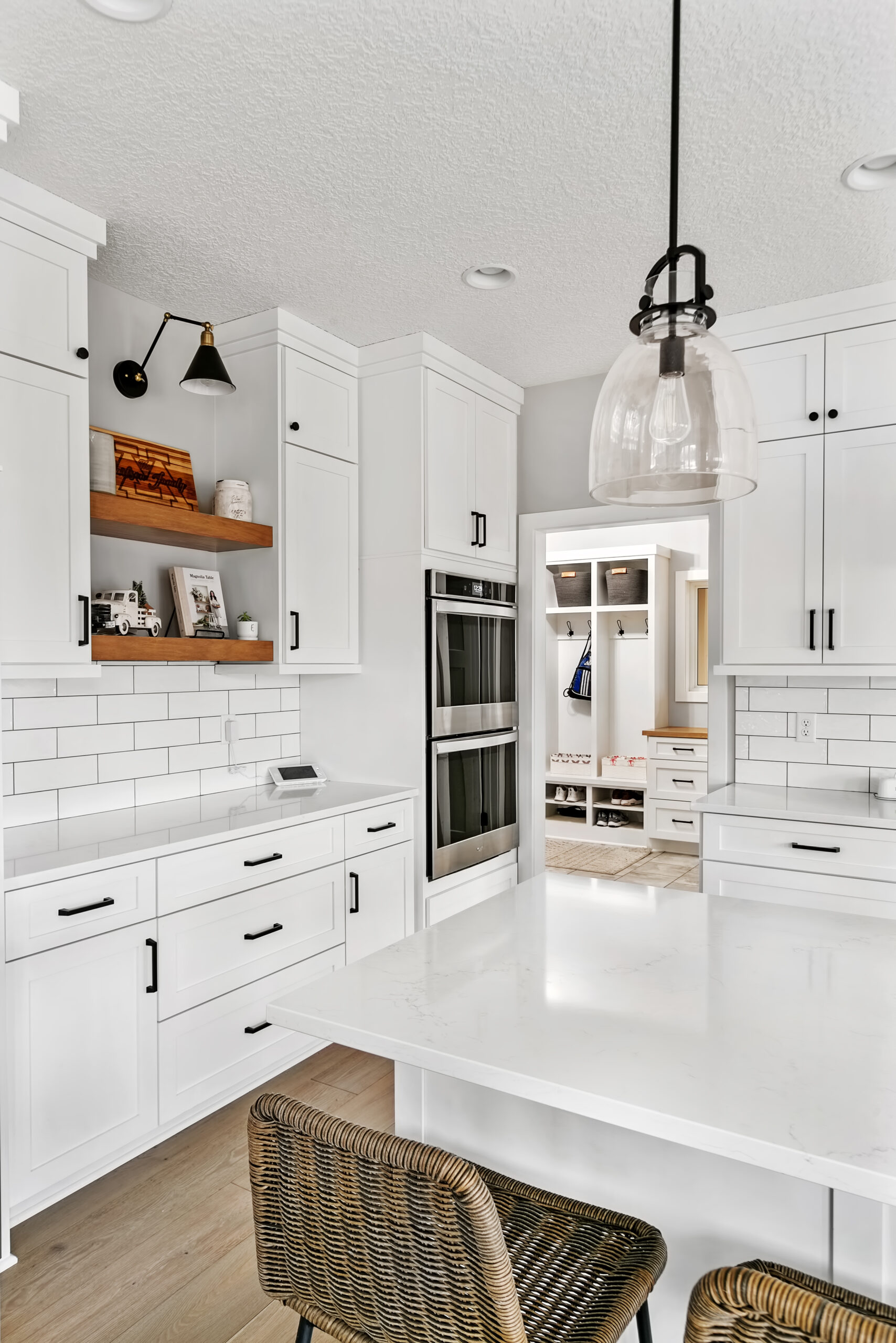 Kitchen, Mudroom - 14401 Ham Lake